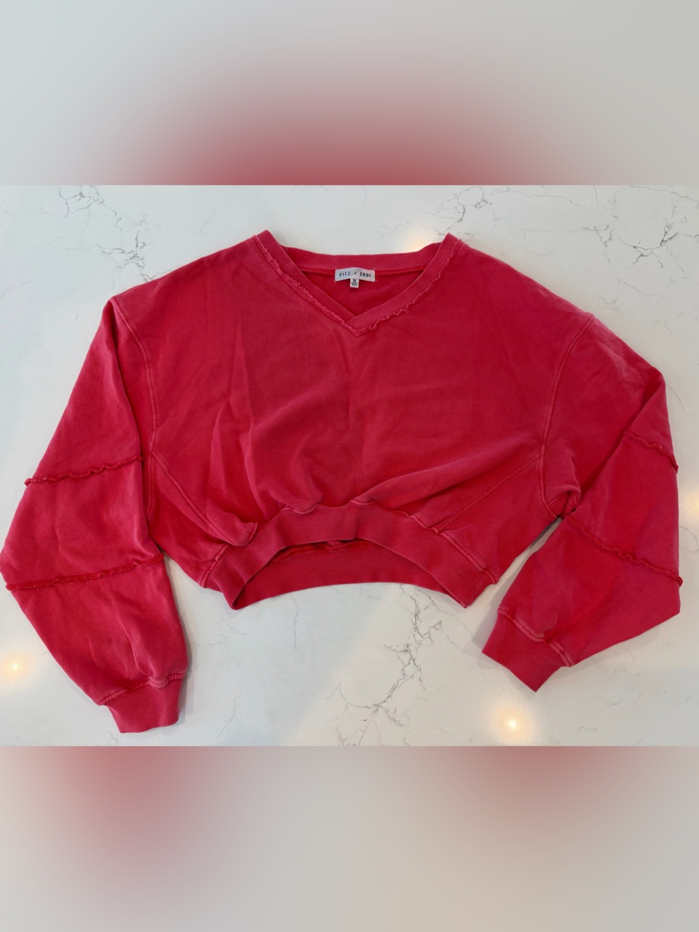 Juniors Pink Sweatshirt / Cropped